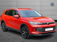 Used VW Tiguan Elegance 147 HP (108 kW) 2024 Red SUV