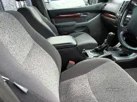 Used Toyota Land Cruiser 173 HP (127 kW) 2007 Black SUV