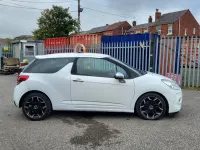 Used Citroën DS3 2011 White Hatchback