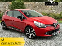 Used Renault Clio IV Dynamique 90 HP (66 kW) 2015 Red Hatchback
