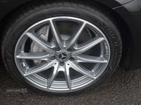 Usado Mercedes E220 AMG line 191 CV (140 kW) 2020 Negro Berlina