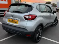 Used Renault Captur Dynamique 90 HP (66 kW) 2018 Silver SUV