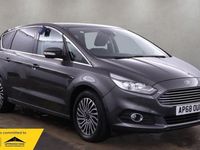 Begagnad Ford S-MAX Titanium 165 HK (121 kW) 2019 Grå Minibuss