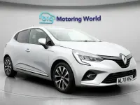 Used Renault Clio Iconic 101 HP (74 kW) 2020 Silver Hatchback