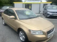 Used Volvo S40 98 HP (72 kW) 2008 Gold Sedan