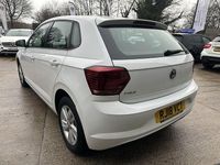 Used VW Polo SE 95 HP (69 kW) 2018 White Hatchback
