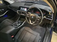 Used BMW 320 Comfort Edition 2019 Blue Sedan