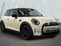 Used Mini Cooper Classic 134 HP (98 kW) 2022 White Hatchback