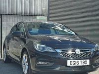 Used Vauxhall Astra SRi 105 HP (77 kW) 2016 Black Hatchback