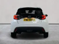 Used Toyota Yaris Design 116 HP (85 kW) 2024 White Hatchback