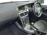Used Volvo V40 150 HP (110 kW) 2014 White Hatchback