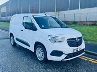 Used Vauxhall Combo Sportive 100 HP (73 kW) 2020 White Van