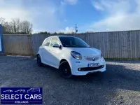 Used Smart ForFour 71 HP (52 kW) 2019 White Hatchback