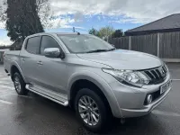 Gebraucht Mitsubishi L200 Warrior 181 PS (133 kW) 2019 Silber Pickup