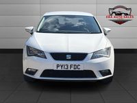 Used Seat Leon SE 105 HP (77 kW) 2013 White Hatchback
