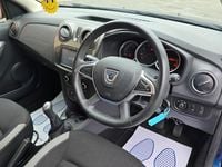 Used Dacia Sandero Lauréate 90 HP (66 kW) 2017 Blue Hatchback