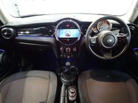 Used Mini Cooper Classic 136 HP (100 kW) 2022 Green Hatchback