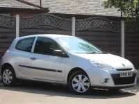 Used Renault Clio Extreme 75 HP (55 kW) 2009 Silver Hatchback