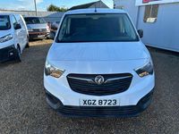 Used Vauxhall Combo 100 HP (73 kW) 2022 White MPV