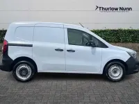 Używany Renault Kangoo 95 KM (69 kW) 2023 Biały Minivan