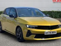 Used Vauxhall Astra 179 HP (131 kW) 2024 Yellow Hatchback