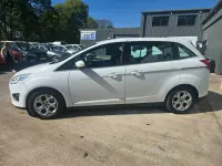 Usado Ford Grand C-Max Zetec 115 HP (84 kW) 2014 Branco Monovolume