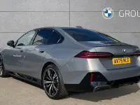 Usado BMW 520 M Sport 208 CV (152 kW) 2025 Gris Berlina