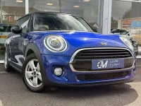Usado Mini Cooper Classic 2019 Azul Utilitario