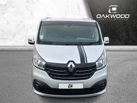 Gebraucht Renault Trafic 125 PS (91 kW) 2017 Silber Van / Kleinbus