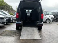 Używany VW Caddy Maxi Life 2018 Niebieski Minivan