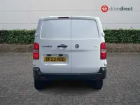 Used Vauxhall Vivaro S 100 HP (73 kW) 2023 White MPV