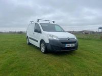 Used Citroën Berlingo 75 HP (55 kW) 2018 White MPV