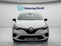 Used Renault Clio Evolution 145 HP (106 kW) 2023 White Hatchback