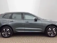 Used Volvo XC60 Plus 250 HP (183 kW) 2026 Green SUV