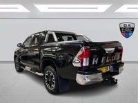 Used Toyota HiLux 150 HP (110 kW) 2017 Black Pickup