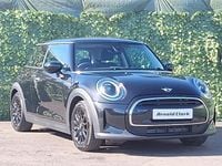 Usado Mini Cooper Classic 136 HP (100 kW) 2022 Preto Citadino