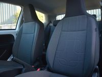 Used VW up! move up! 60 HP (44 kW) 2015 White Hatchback