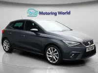 Usado Seat Ibiza FR 80 CV (58 kW) 2023 Gris Utilitario