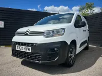 Second-hand Citroën Berlingo 100 CP (73 kW) 2020 Alb Monovolum