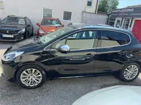 Used Peugeot 208 Allure 100 HP (73 kW) 2015 Black Hatchback