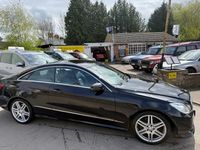 Używany Mercedes E250 2013 Czarny Coupe