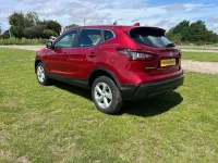 Used Nissan Qashqai Acenta Premium 160 HP (117 kW) 2020 Red SUV