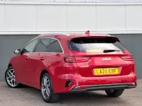 Used Kia Ceed 138 HP (101 kW) 2025 Red Hatchback