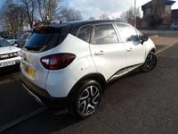 Used Renault Captur Iconic 90 HP (66 kW) 2019 White SUV