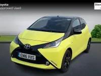 Used Toyota Aygo X-cite 69 HP (50 kW) 2016 Yellow Hatchback