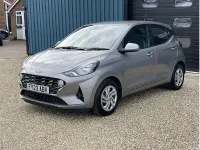 Used Hyundai i10 SE 67 HP (49 kW) 2023 Bronze Hatchback