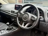 Used Mazda 3 Inclusive 120 HP (88 kW) 2018 Blue Hatchback