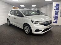 Used Dacia Sandero Essentiel 91 HP (66 kW) 2024 White Hatchback
