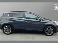 Usado Hyundai Bayon Premium 100 HP (73 kW) 2024 Cinzento SUV