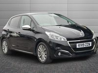 Used Peugeot 208 Signature Sky 82 HP (60 kW) 2019 Nera black Hatchback